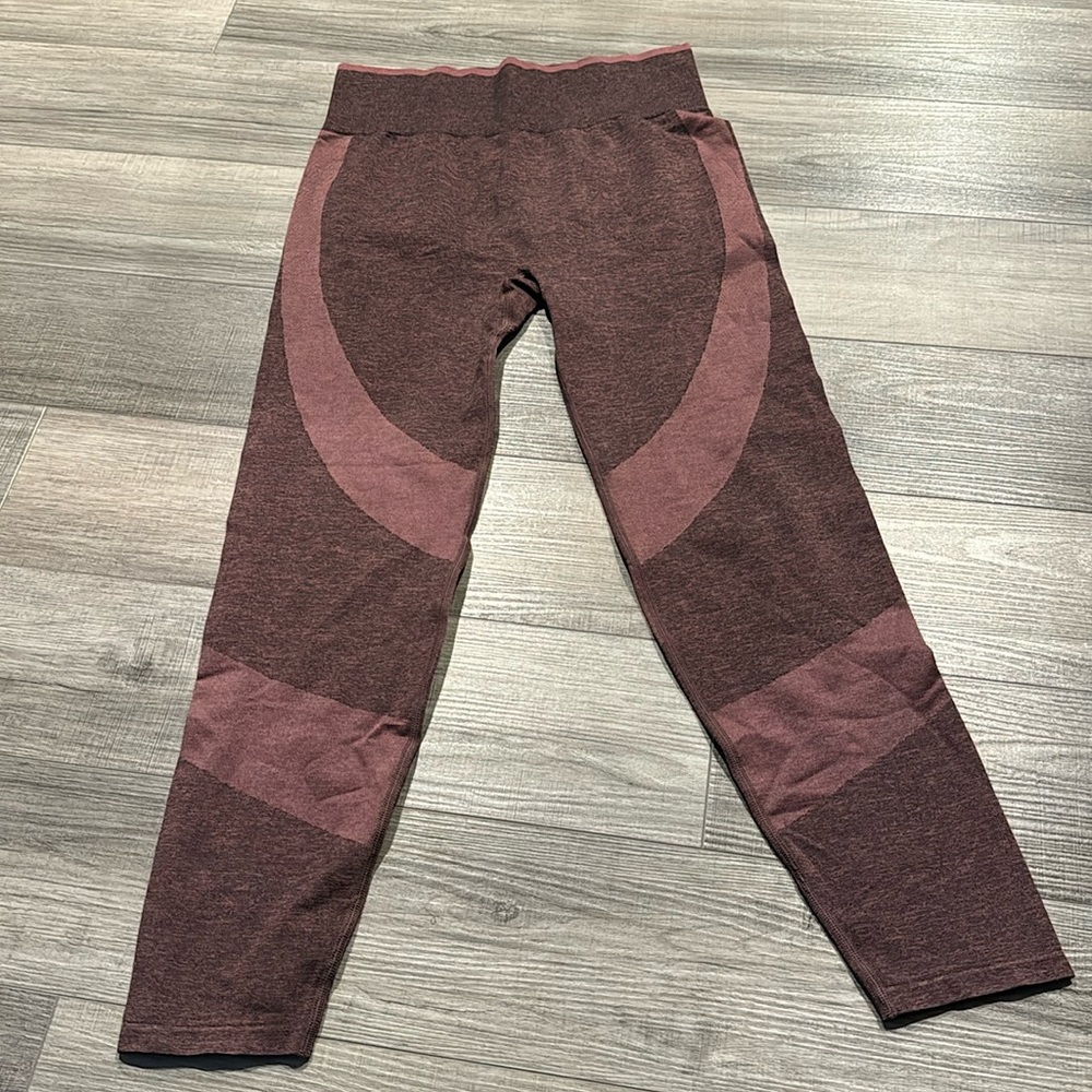 PINK Pink Leggings